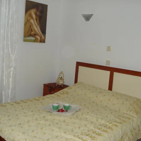 Kondylenia * Loutra Volvis